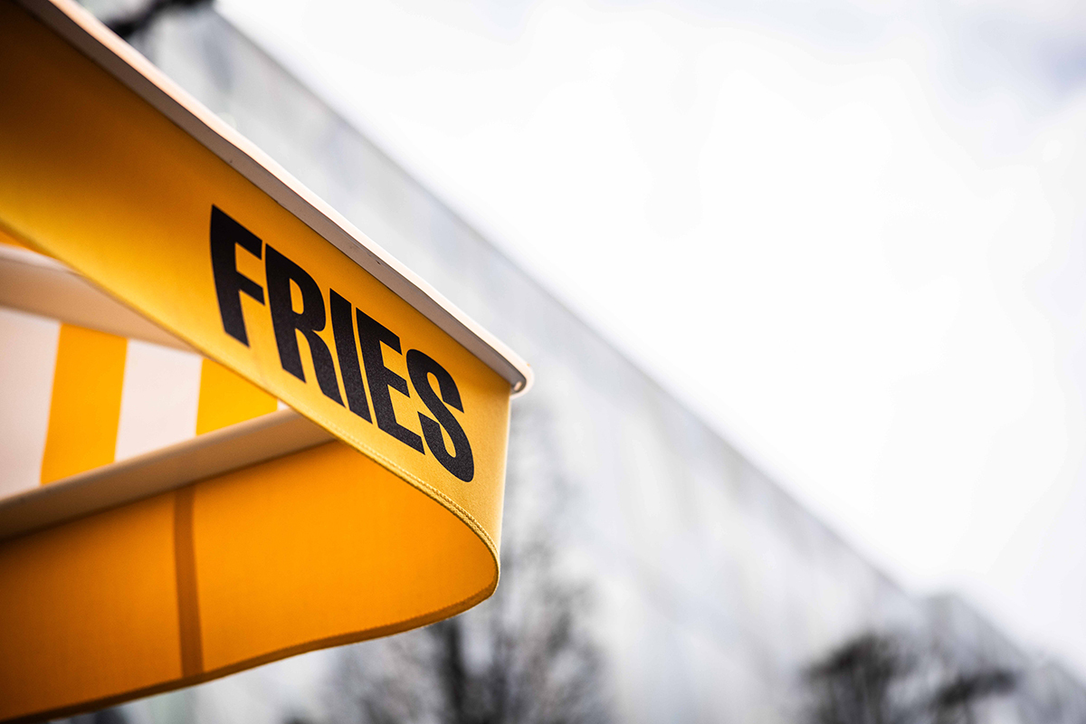 Canopy Top Just Frites Manchester 12 LR