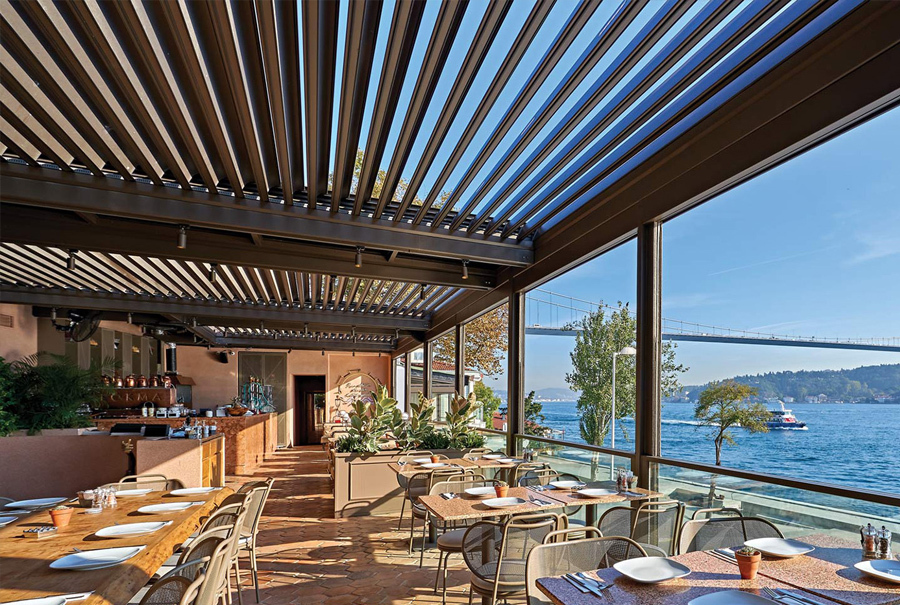 Commercial pergolas Skyroof plus