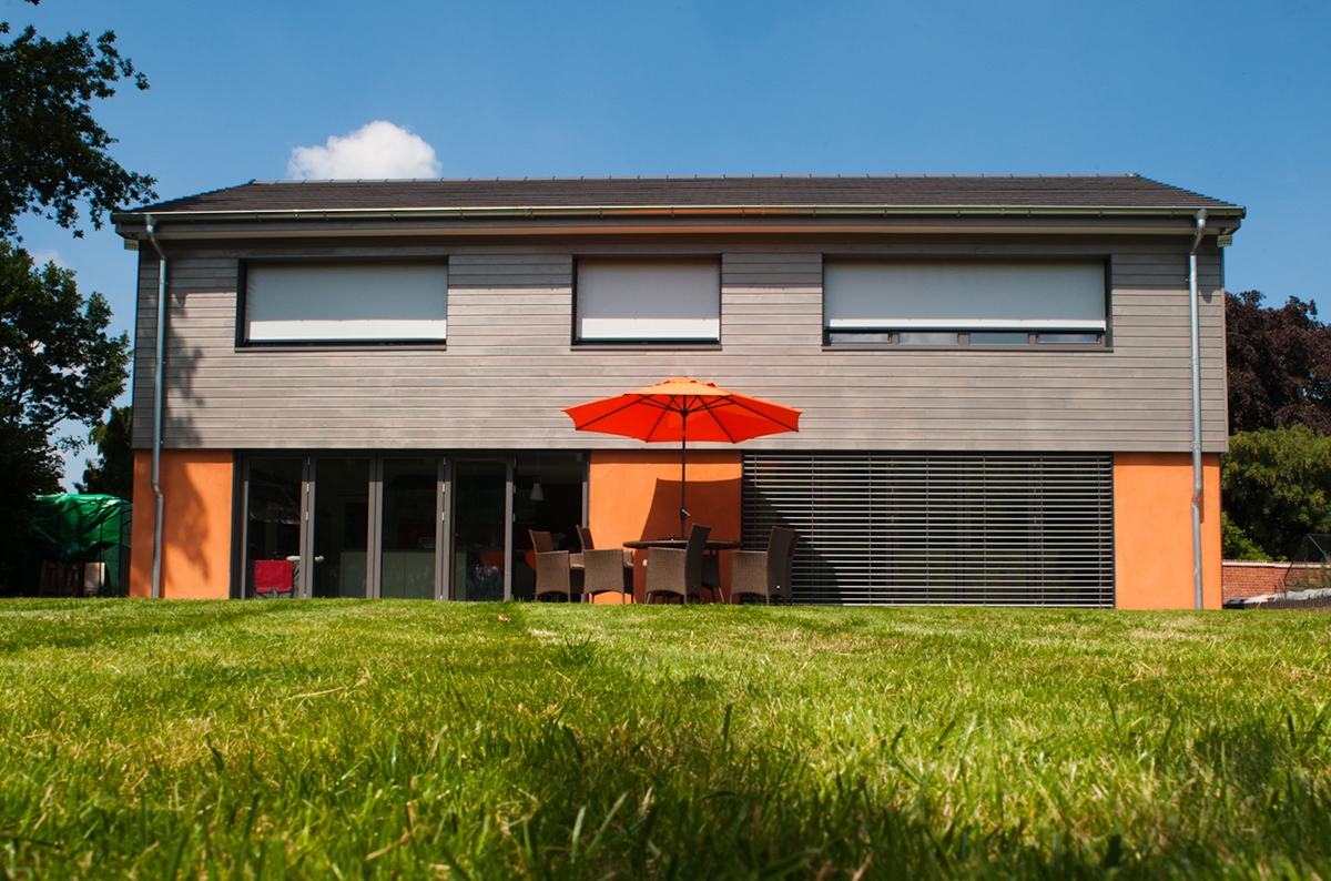 External roller blinds