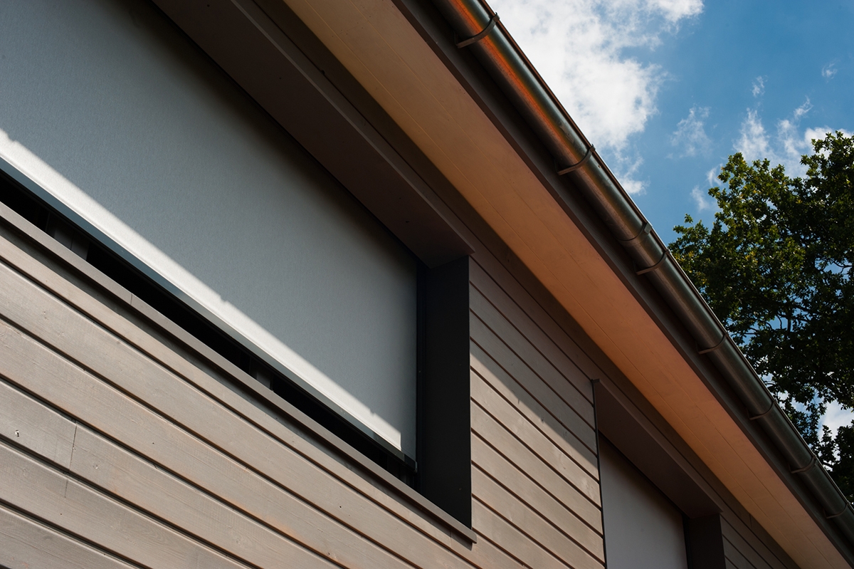 Passive heating blinds