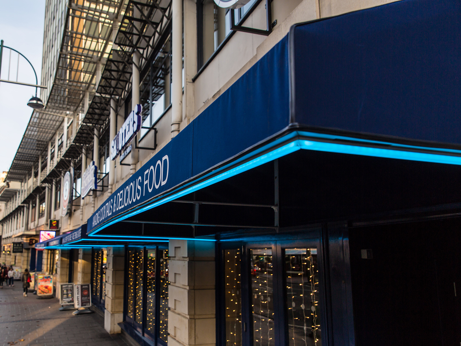 French Canopy with Signbox Bierkeller Birmingham 3 LR